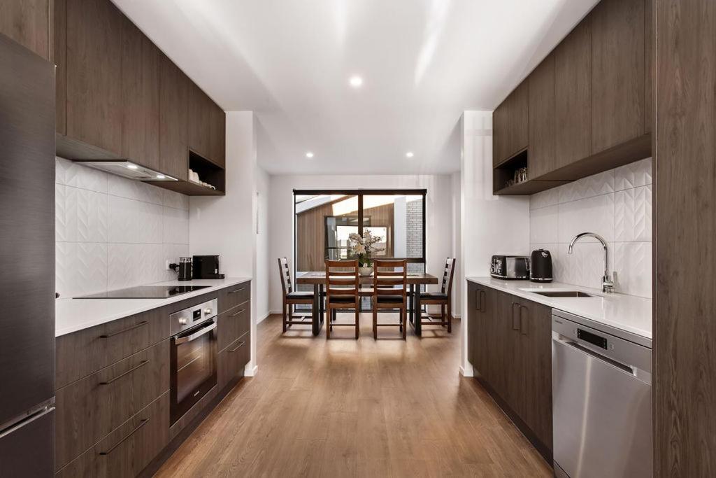 Apartamento Stylish Brand New Sunny 3Bdrm 3Bth Garage Sleeps 6 Christchurch Exterior foto